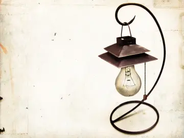 Vintage Hanging Lamp wallpaper