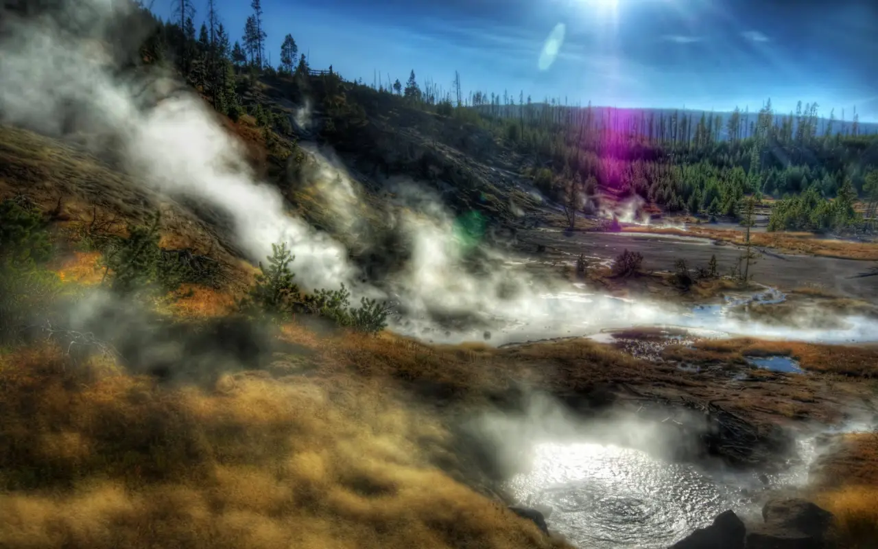 Steaming Geothermal Valley Landscape – grey and black desktop wallpaper, 1920×1200