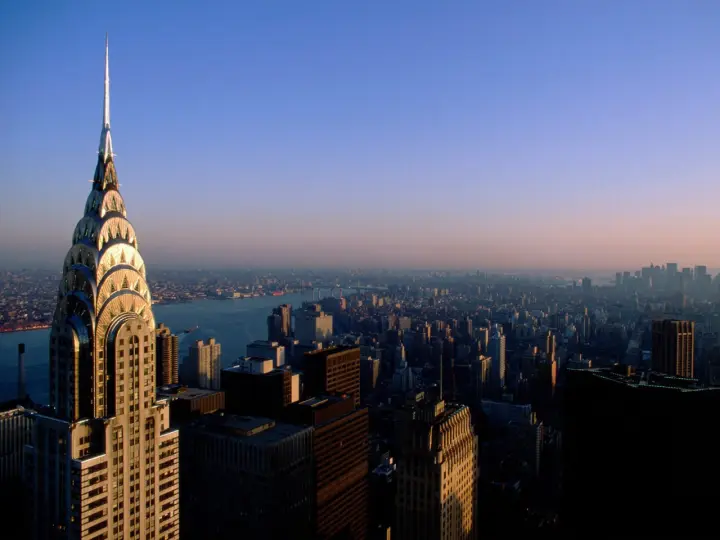 Chrystler Building Skyline View as a phone lock screen