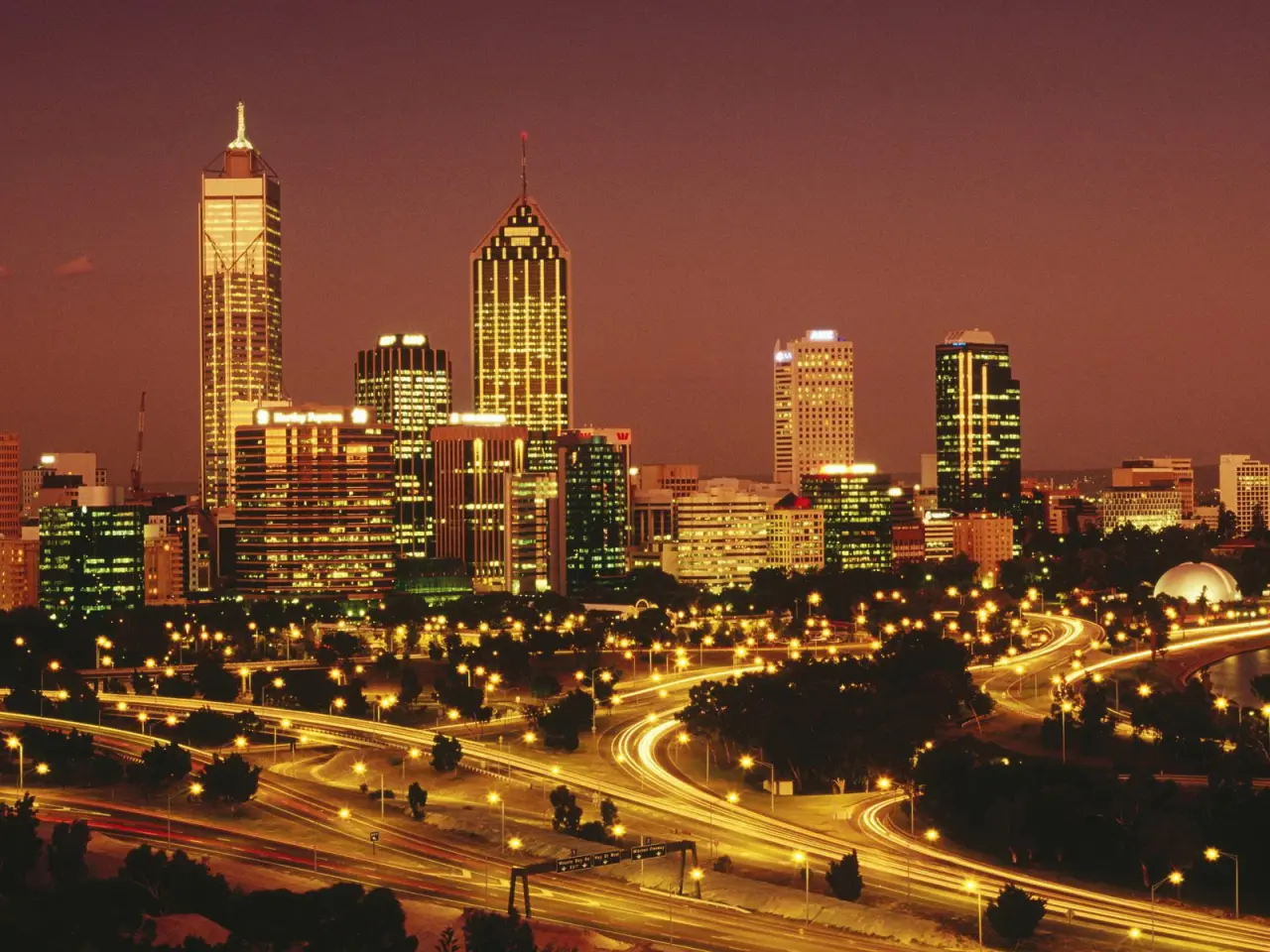 Golden City Lights At Night – brown and black desktop wallpaper, 1600×1200