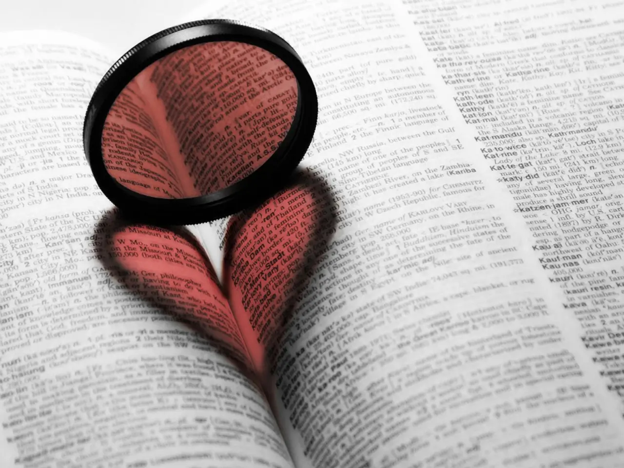 Reading With Love – grey and white desktop wallpaper, 1600×1200
