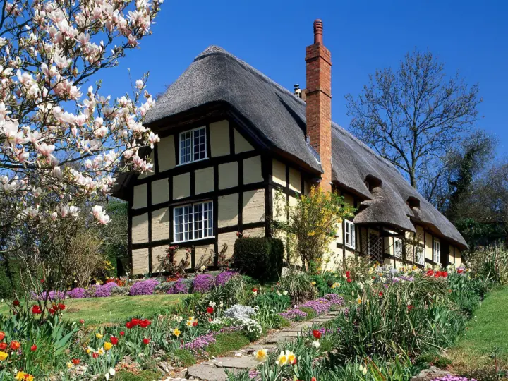English Country Cottage Spring as a phone lock screen
