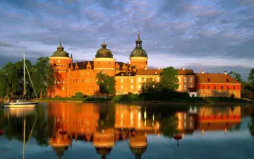 Gripsholm Castle At Sunset wallpaper