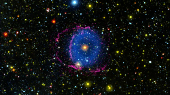 The Blue Ring Nebula as a phone lock screen