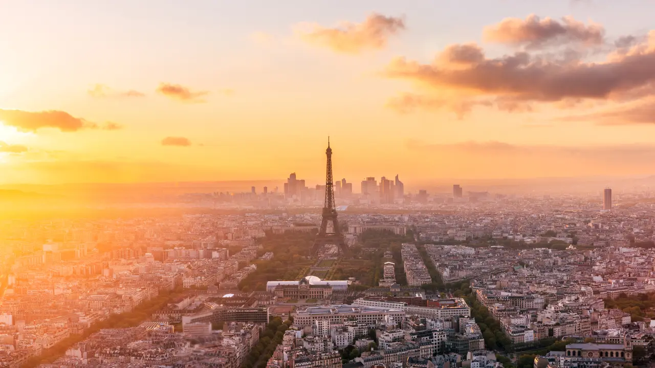 Golden Sunset Over Paris – red and orange desktop wallpaper, 3840×2160