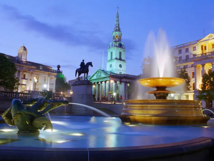 Evening Lights At Trafalgar Square as a phone lock screen