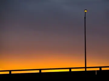 Lone Streetlight at Dusk wallpaper