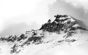 Silent Snow Peak wallpaper