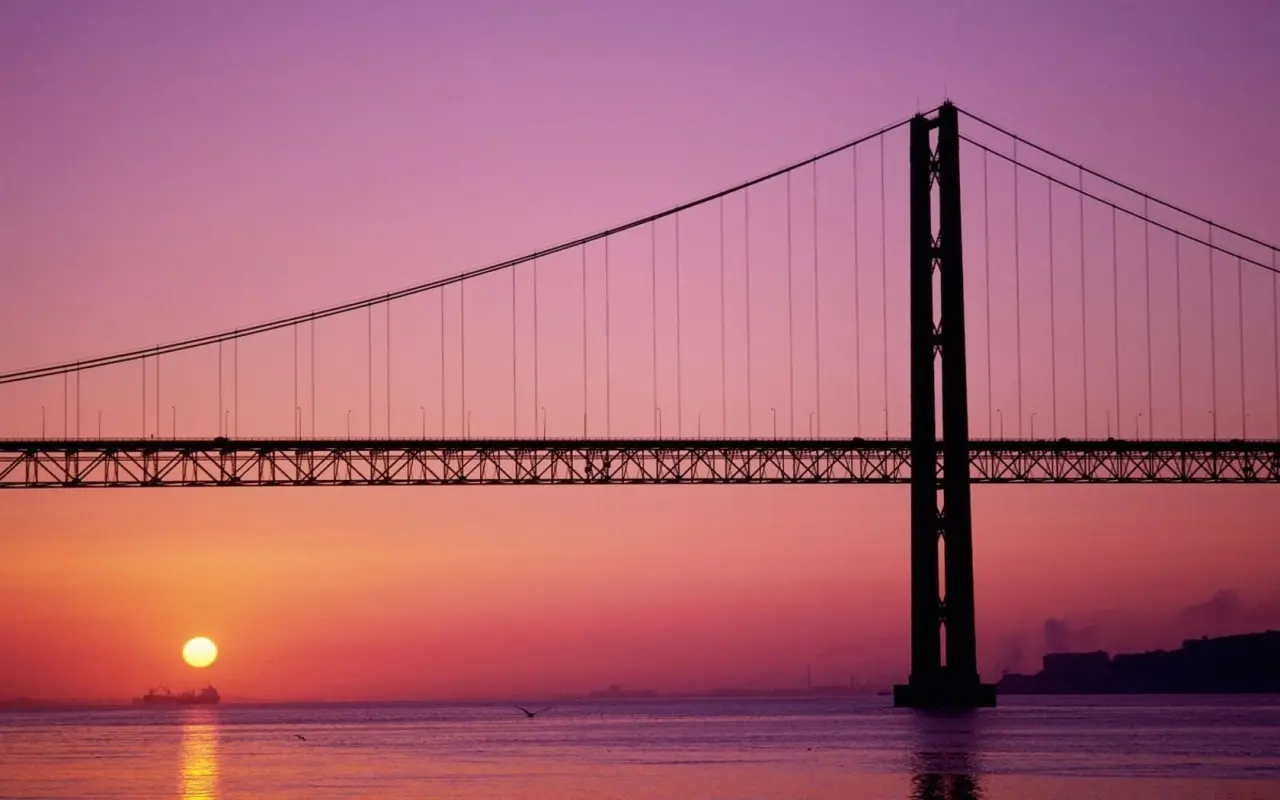 Suspended In Purple Twilight – pink and brown desktop wallpaper, 1680×1050