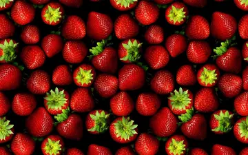 Sweet Summer Strawberries wallpaper