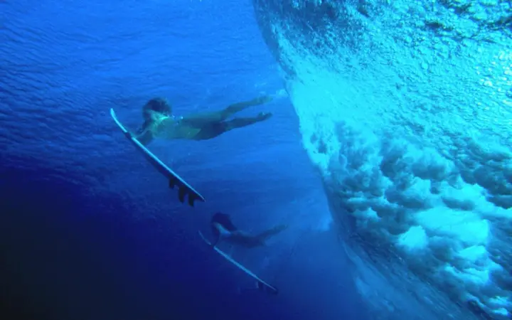 Beneath The Blue Wave as a phone lock screen