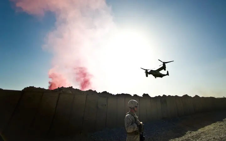 Operation Smoke And Flight as a phone lock screen