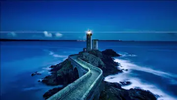 Beacon in the Blue live wallpaper