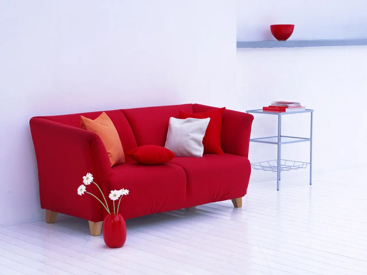 Vibrant Red Living Room – purple and brown desktop wallpaper, 1600×1200