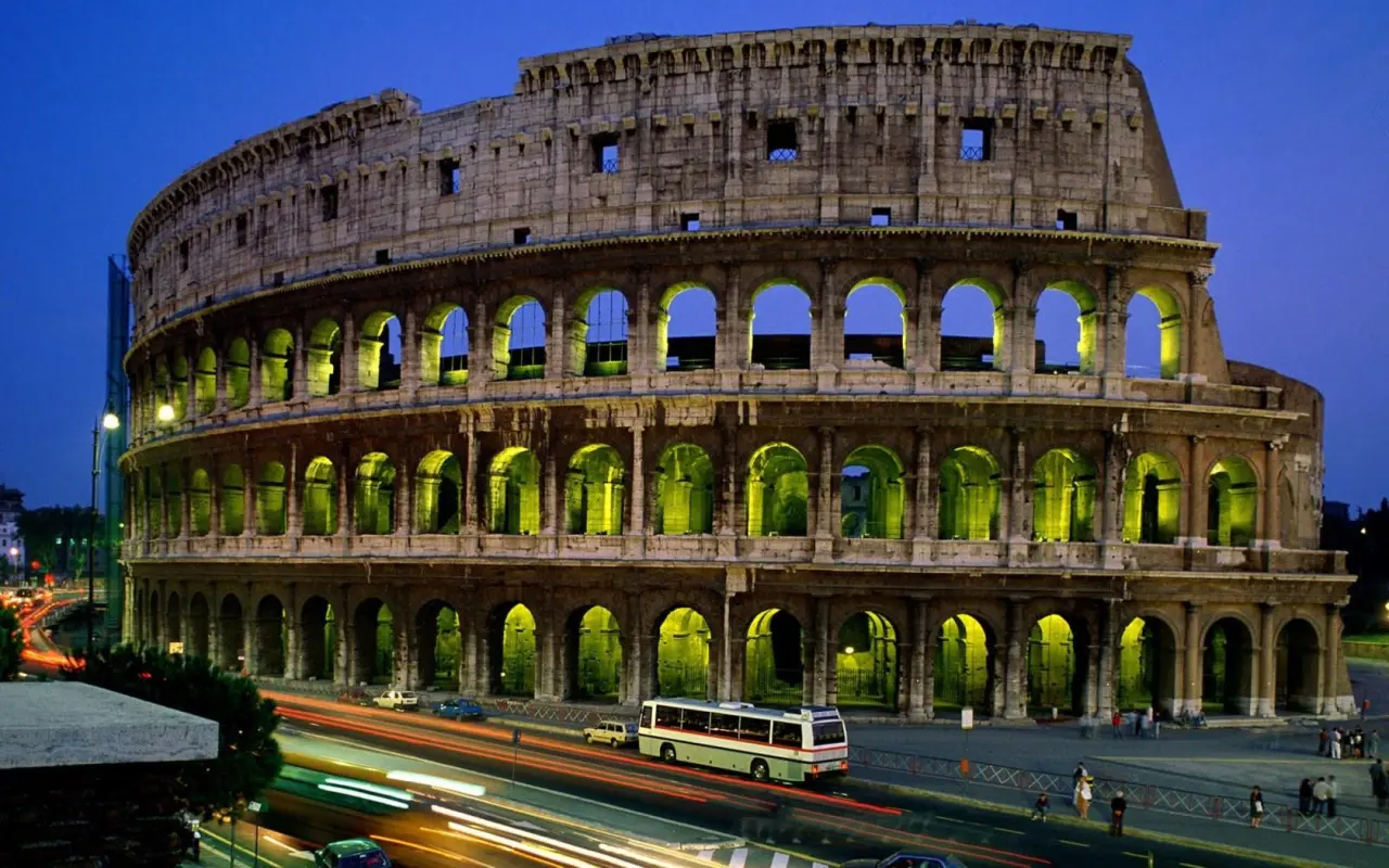 Roman Colosseum At Dusk – grey and black desktop wallpaper, 1680×1050