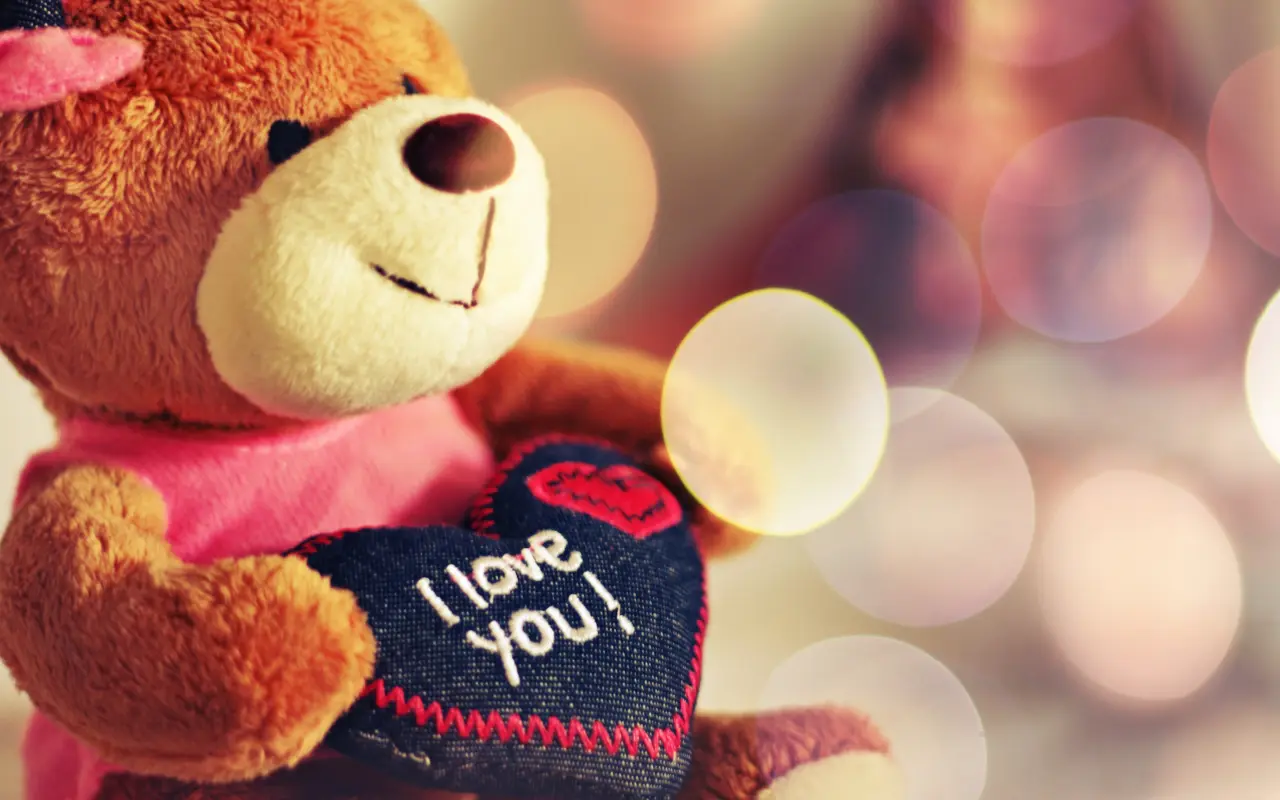 Cuddly Bear With Love – brown and red desktop wallpaper, 3500×2188