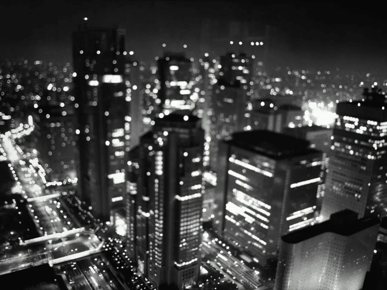 Midnight City Lights – black and grey desktop wallpaper, 1600×1200