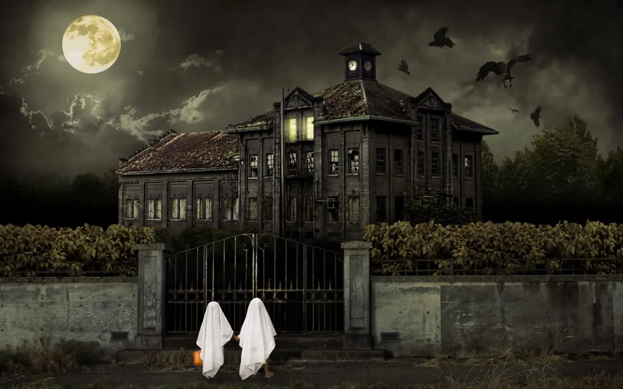 Moonlit Night At The Haunted Mansion – black and grey desktop wallpaper, 1920×1200