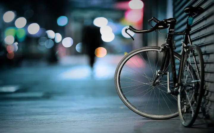 Midnight City Bicycle as a phone lock screen