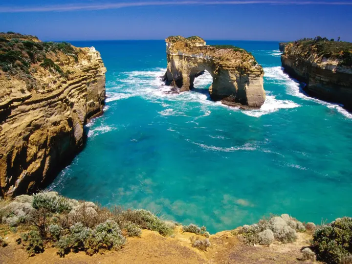 Rock Arch Formation as a phone lock screen